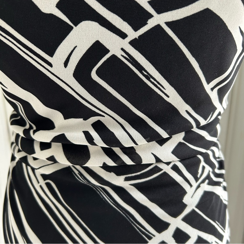 Elegant Black and White Sleeveless  Geometric Print Midi Dress Size 6 - Picture 4 of 7